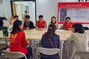 浓浓关爱暖人心，九游体育集团党支部慰问困难单亲家庭
