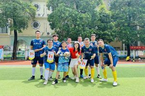 “足”够精彩！九游体育集团“足”梦大龙街首届五人制男子公益足球赛