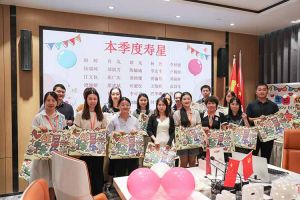 “月”来越Happy——九游体育集团第三季度员工生日会遇上中秋